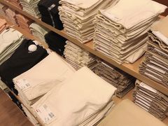 -优衣库(深圳万象天地旗舰店)