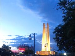 -唐山抗震纪念碑广场