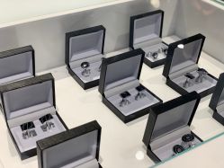 -优刻西服西装定制(金轮国际广场店)