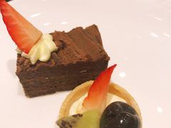 -唐拉雅秀酒店-西锦汇空中BBQ·思创餐厅