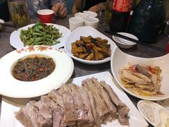 -贯贯吉·清真餐厅(浙江中路店)