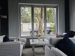 -穹六人间 people 6(岳阳路店)