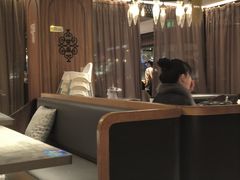 -耶里夏丽·丝路国际新疆菜·清真食品(徐汇南丹东路臻选店)