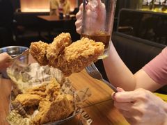 -BHC炸鸡(明洞总店)