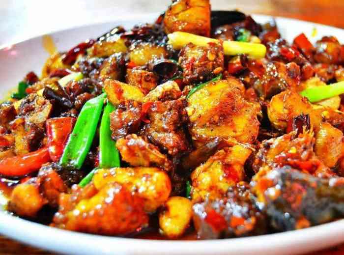 杨记永平黄焖鸡-"可以味道,不错口感很好,物美价廉,可以去.