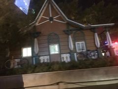 -人民防洪胜利纪念塔