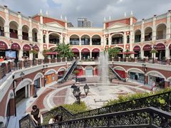 -佛罗伦萨小镇广佛名品奥特莱斯(疏港路店)