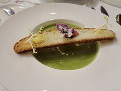 青甜豆汤配面包脆片-马克西姆餐厅(崇文门店)