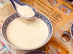 -广信牛奶甜品世家(台东店)