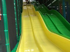 -蒙特利亲子乐园