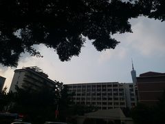 -广州市纺织服装职业学校
