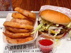 二重奏汉堡-FATBURGER 特富客汉堡(外交公寓店)