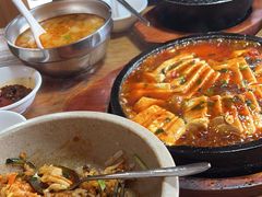 -百年石锅饭·朝鲜族传统民餐