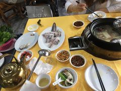 -濠轩阁特色生蚝火锅(水湾路店)