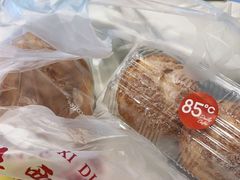 -85度C(生甜甜圈研究工坊·上海平凉店)