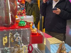 -泡泡玛特POPMART(侨福芳草地店)