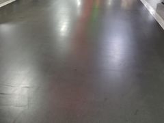 -成都银泰中心-停车场