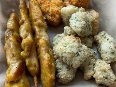 -达美乐比萨(南京路店)