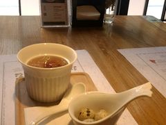 蔓越莓桃胶炖银耳-炖物24章·顺时轻养茶(杭州大厦店)