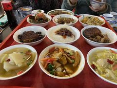 -蓝田九大碗民俗食府(蓝田店)