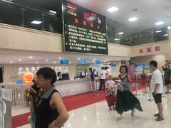 -金银湖市民文体活动中心恒温游泳馆