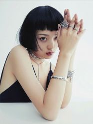 -变画·发型STUDIO