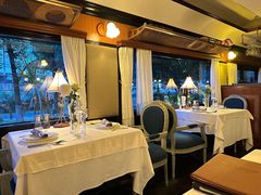 -火车头法国西餐厅