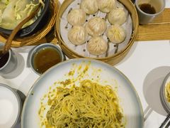 -馋三尺蟹粉小笼(人民广场店)