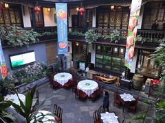 -蔼若春.传承三十年云南菜(金碧公园店)