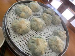 -正宗开封黄家灌汤小笼包子