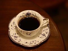 -Café Monson
