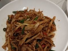 -泉上·发现DISCOVERY ·黔菜餐厅(银海元隆广场店)