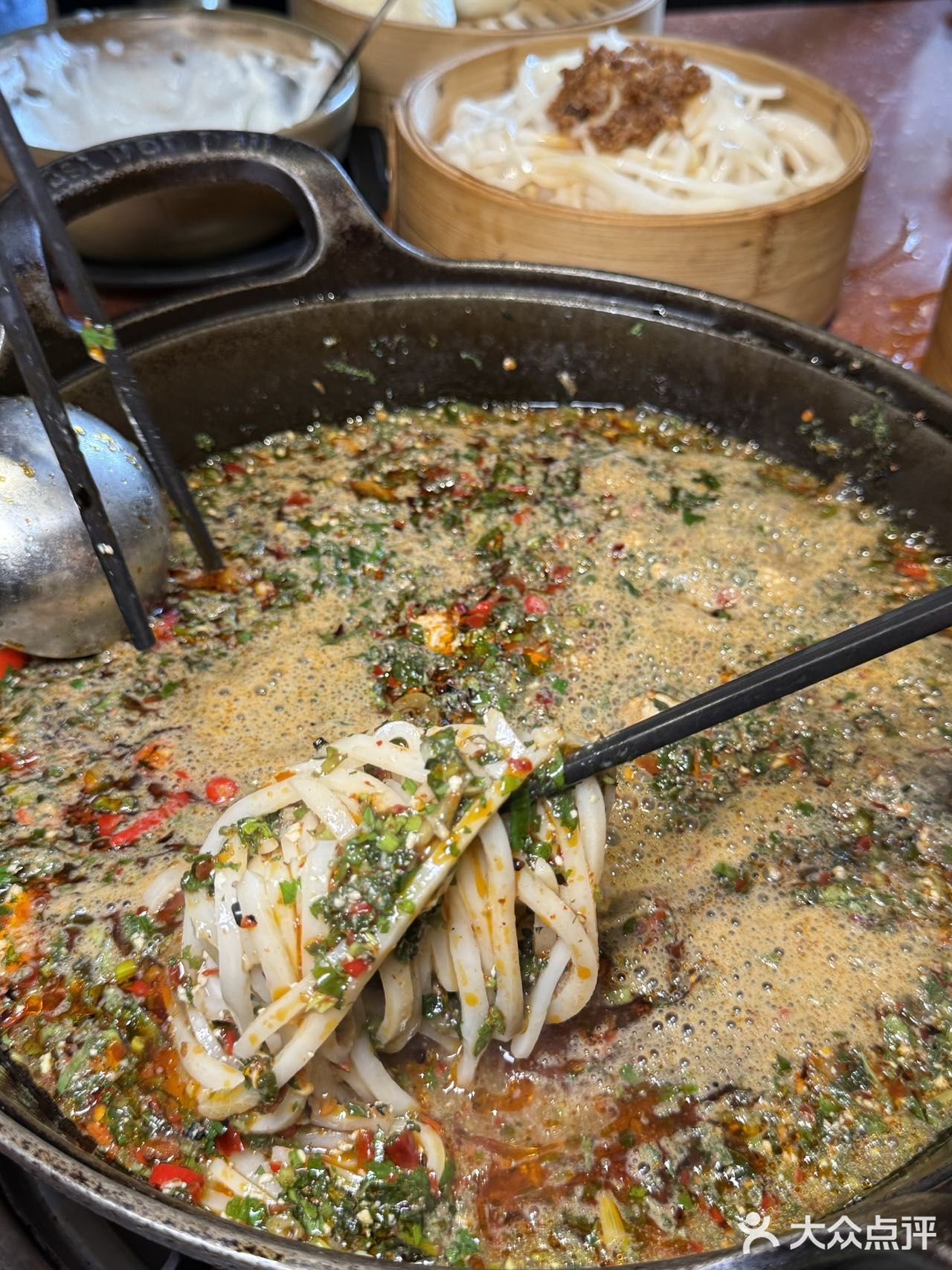 昆明翠湖附近！！果然好吃的都藏的深[流泪]