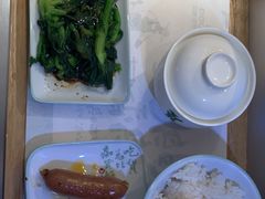 -老乡鸡(上海白玉兰广场店)