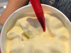 暴风雪-DQ·蛋糕·冰淇淋(南开大悦城2F店)