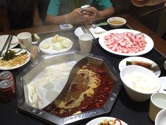 -重庆德庄火锅(体育中心店)