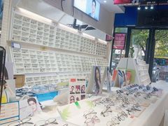 -诺柯视眼镜-蔡司依视路官方工厂店(淞南一店)