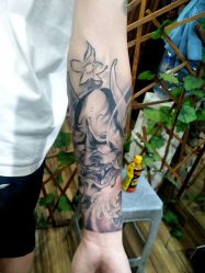 -冰岛刺青·手工耳饰品售卖·专业纹身