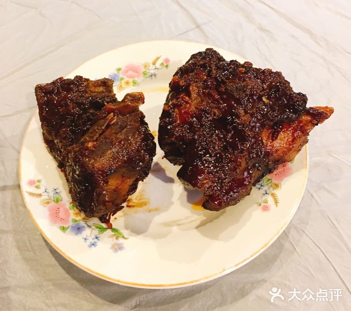 裕强斋肉松骨头图片