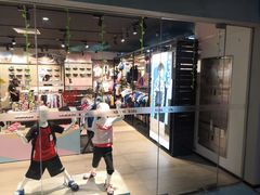-adidas(正佳广场店)