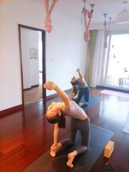 -Yvon yoga 瑜伽·精准体态管理中心
