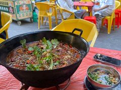 -鸿顺老铁锅美蛙鱼府(解放碑店)