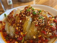 -先启半步颠小酒馆(虹桥龙湖天街店)
