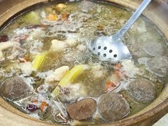 -广味炭炉鸡煲(宝业路分店)