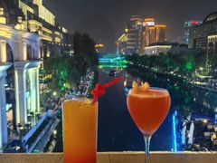 -Tipsy Bar•屋顶露台酒吧&水烟吧