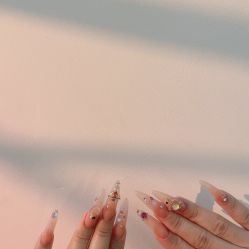 -Fanni美甲美睫皮肤管理