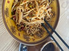 -花蝴蝶·辣食研究所(昭萍店)