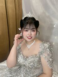 -都市丽人婚纱摄影