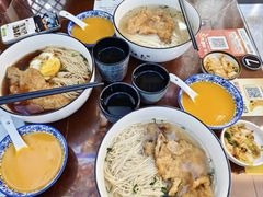 -百年老字号·观振兴蟹黄面·三虾面·苏式面(观前街富仁坊巷店)