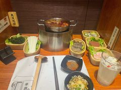 -独食火锅·半米屋台(直营总店)